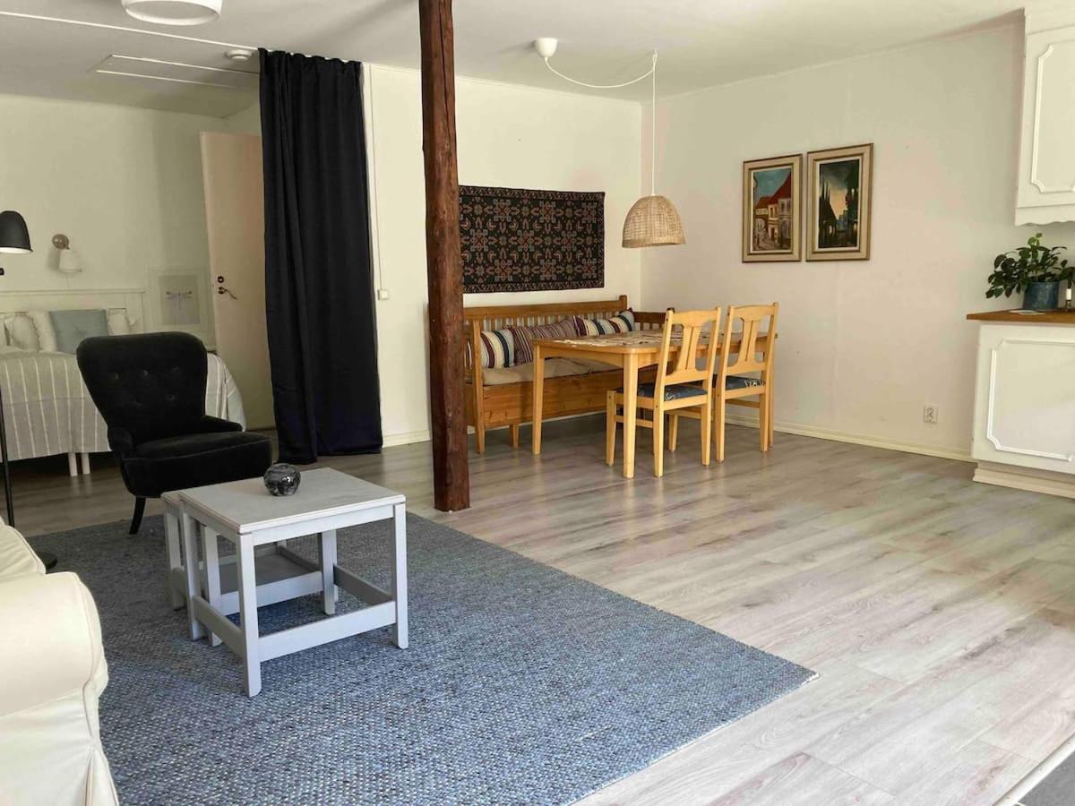 Enkelheten I Kivik Esterno foto